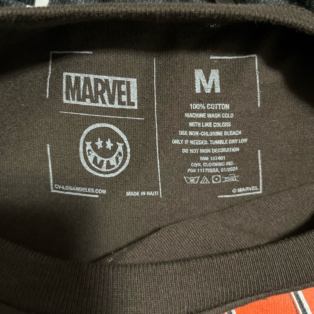 CVLA & MARVEL Collab, DEADPOOL Youth Unisex Sz M Graphic Tee NWOT - Picture 4 of 4